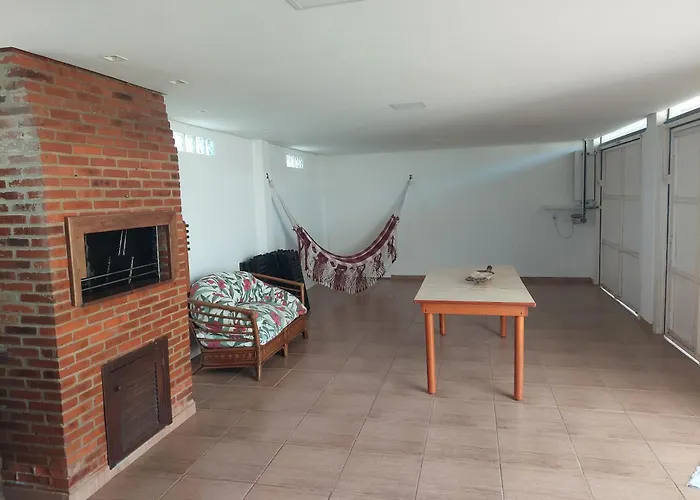 Sobrado Pertinho Da Praia